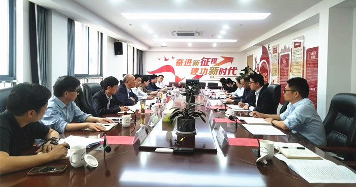 市人大工作研究會(huì)常務(wù)副會(huì)長(zhǎng)劉克勝到市交控集團(tuán)調(diào)研